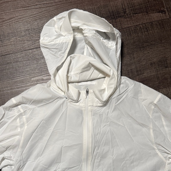 lululemon athletica White Windbreaker Jacket - Picture 5 of 10